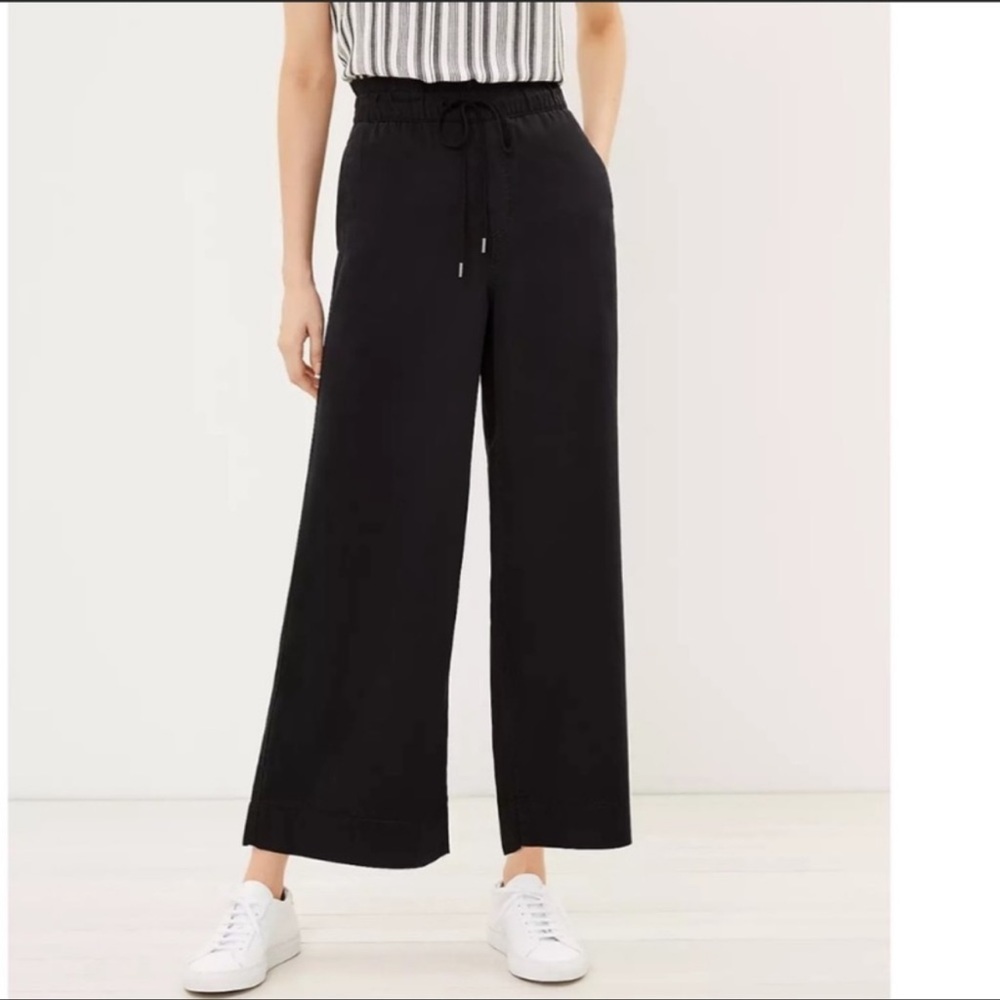 LOFT Pull On Wide Leg Crop Pants Black